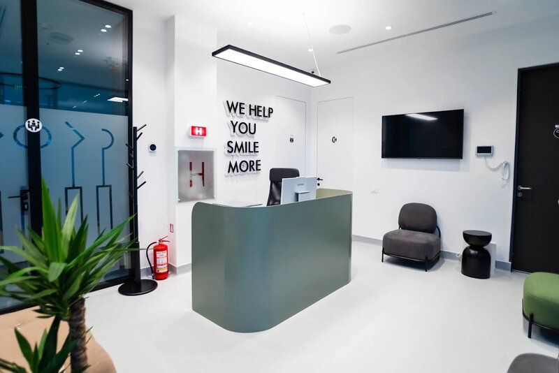 OP Clinique - Clinica Stomatologica